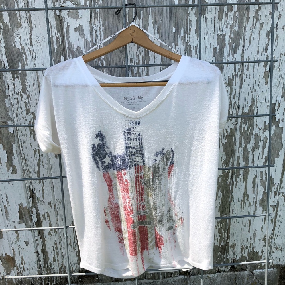 Miss Me American flag tee size medium